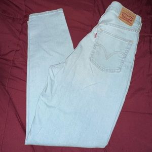 High waisted Levi’s jeans